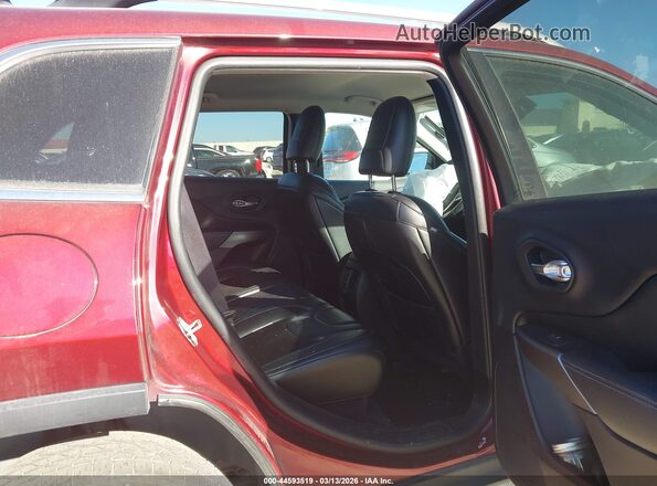 1C4PJLLB1KD205705 2019 JEEP CHEROKEE Red Vista de la etiqueta del VIN