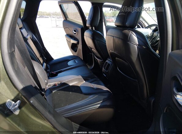 1C4PJLLB2KD144140 2019 JEEP CHEROKEE Зеленый Вид наклейки с VIN-кодом