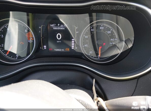 1C4PJLLB2KD144140 2019 JEEP CHEROKEE Зеленый Вид задних сидений