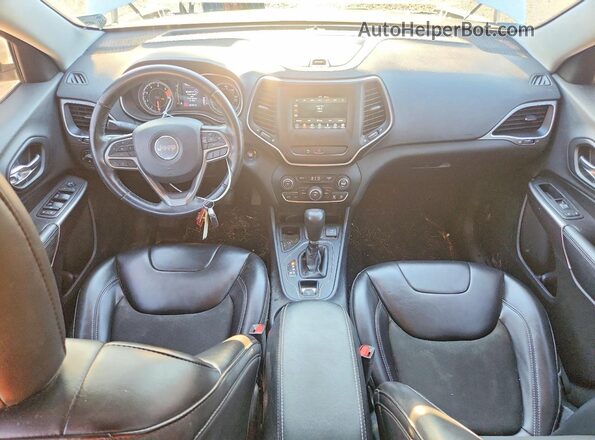 1C4PJLLB2KD324363 2019 JEEP CHEROKEE White Widok deski rozdzielczej