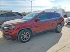 2019 Jeep Cherokee Latitude Plus Burgundy vin: 1C4PJLLB5KD301546