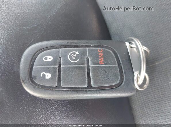 1C4PJLLB8KD416433 2019 JEEP CHEROKEE Black Вид панелі приладів