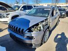 2018 Jeep Cherokee Latitude Plus Серебряный vin: 1C4PJLLB9JD512117