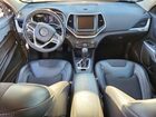 2018 Jeep Cherokee Latitude Plus Серебряный vin: 1C4PJLLB9JD512117
