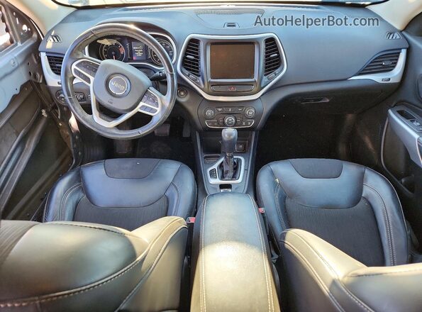 1C4PJLLB9JD512117 2018 JEEP CHEROKEE Серебряный Вид панели приборов