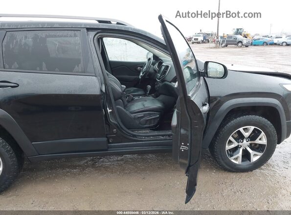 1C4PJMBS8GW361209 2016 JEEP CHEROKEE Черный Вид салона спереди