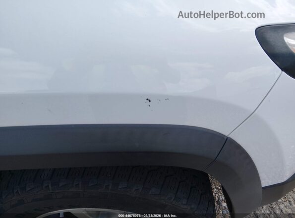 1C4PJMBSXHW547125 2017 JEEP CHEROKEE Белый Вид спереди