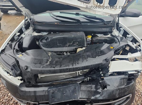 1C4PJMBX3MD241675 2021 JEEP CHEROKEE White Rear interior view