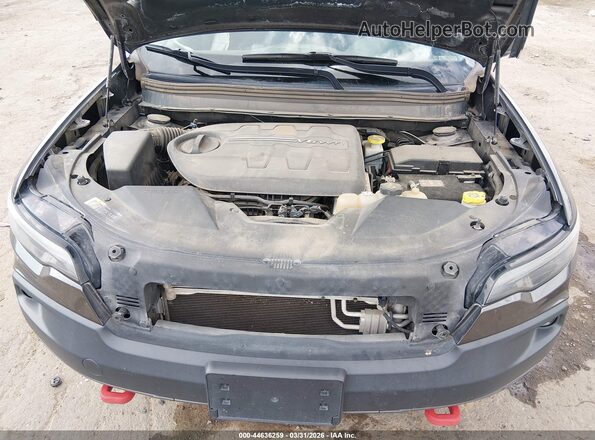 1C4PJMBX7KD328797 2019 JEEP CHEROKEE Gray უკანა ხედი