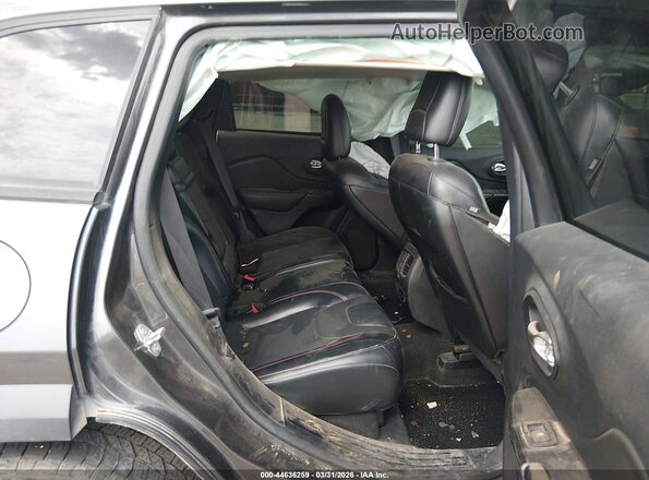 1C4PJMBX7KD328797 2019 JEEP CHEROKEE Gray VIN კოდის სტიკერის ხედი