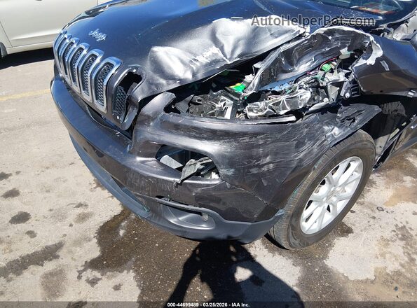 1C4PJMCB2HW525800 2017 JEEP CHEROKEE Серебряный 