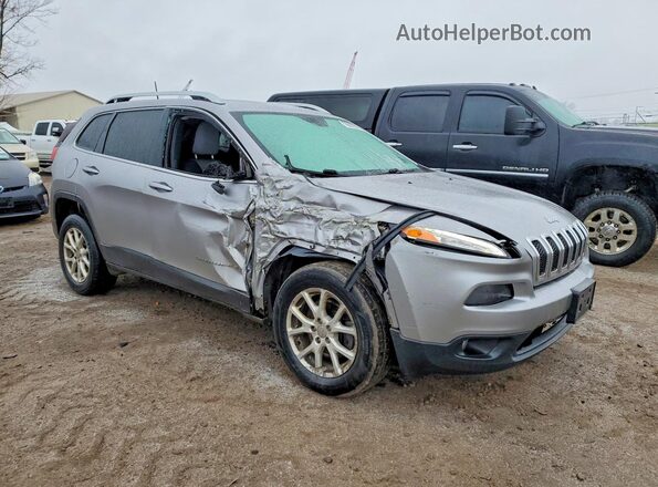 1C4PJMCB6JD551124 2018 JEEP CHEROKEE Серебряный Передняя правая четверть