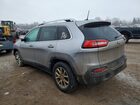 2018 Jeep Cherokee Latitude Серебряный vin: 1C4PJMCB6JD551124