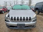 2018 Jeep Cherokee Latitude Серебряный vin: 1C4PJMCB6JD551124