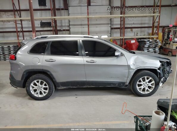 1C4PJMCS6GW278991 2016 JEEP CHEROKEE Silver უკანა სალონის ხედი