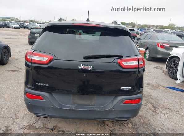 1C4PJMCS8HW605229 2017 JEEP CHEROKEE Черный 