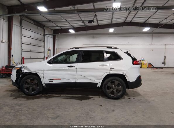1C4PJMCSXGW253897 2016 JEEP CHEROKEE White 