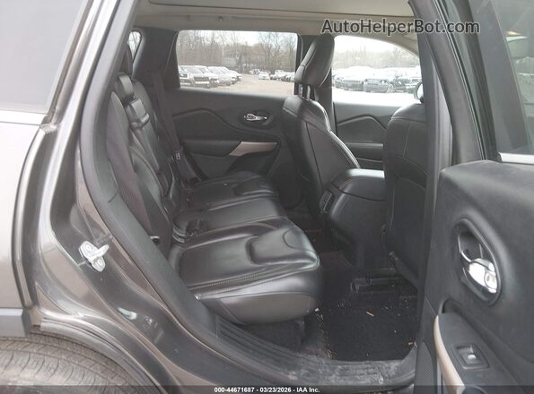 1C4PJMDB9JD551200 2018 JEEP CHEROKEE Серый Вид наклейки с VIN-кодом