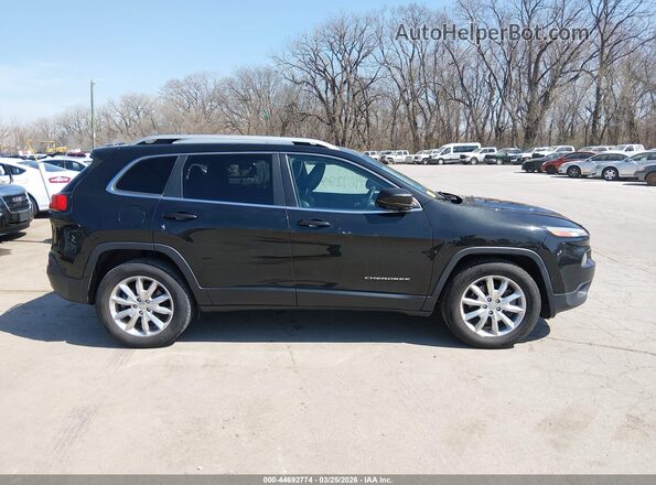 1C4PJMDS6GW174516 2016 JEEP CHEROKEE Black Rear interior view