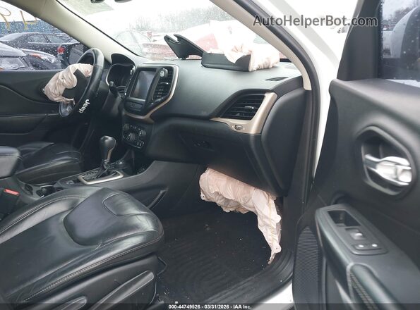 1C4PJMDSXGW174986 2016 JEEP CHEROKEE Белый Вид салона спереди