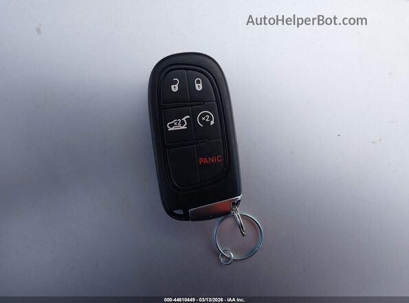 1C4PJMDX0JD515181 2018 JEEP CHEROKEE Черный Вид панели приборов