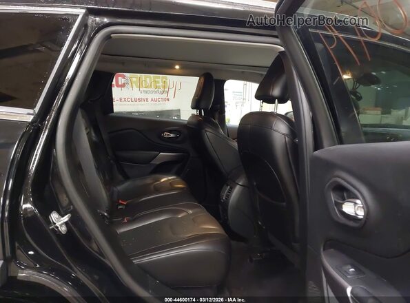 1C4PJMDX5KD200555 2019 JEEP CHEROKEE Черный Вид наклейки с VIN-кодом