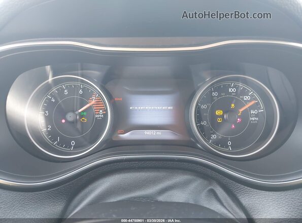 1C4PJMDX9KD303946 2019 JEEP CHEROKEE Белый Вид задних сидений