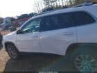 2020 Jeep Cherokee Latitude Plus 4x4 White vin: 1C4PJMLB7LD539678