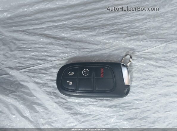 1C4PJMLX8JD604143 2018 JEEP CHEROKEE Черный Вид панели приборов
