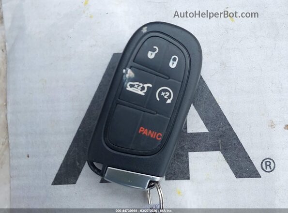 1C4PJMMB2PD110890 2023 JEEP CHEROKEE Black Առջևի վահանակի տեսք
