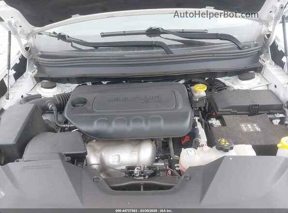 1C4PJMMB4PD106873 2023 JEEP CHEROKEE White Rear view