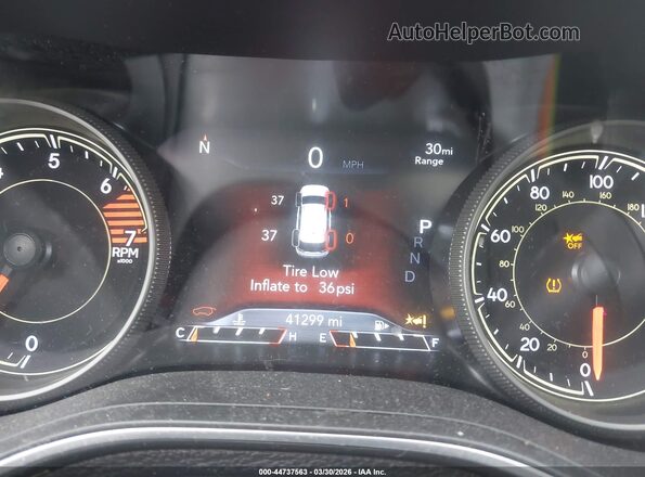 1C4PJMMB4PD106873 2023 JEEP CHEROKEE White 360 interior view