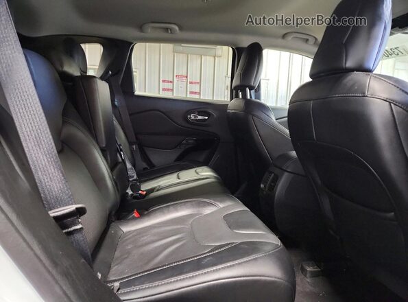 1C4PJMMB5PD114688 2023 JEEP CHEROKEE White Vista interior trasera