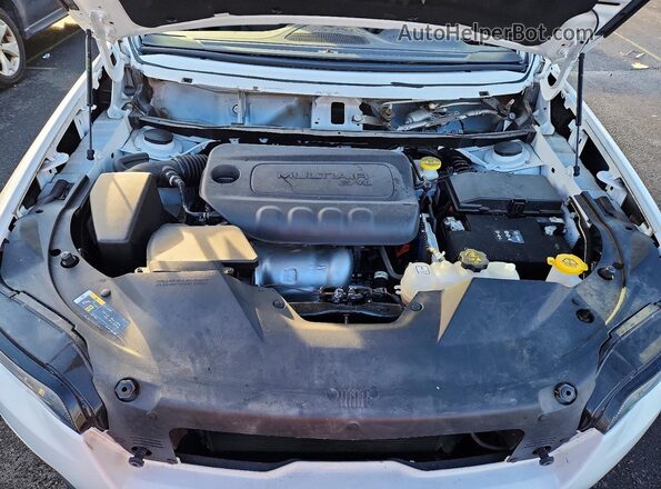 1C4PJMMB8PD103698 2023 JEEP CHEROKEE White ძრავის განყოფილების ხედი