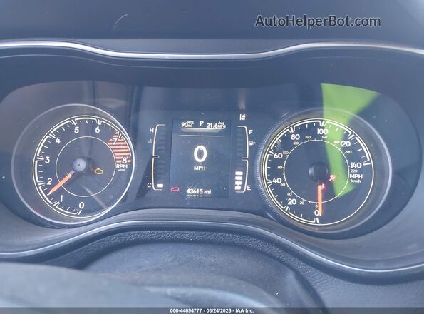 1C4PJMMX3MD222363 2021 JEEP CHEROKEE Белый Вид задних сидений