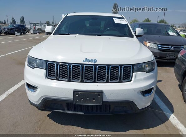 1C4RJEAG8HC716376 2017 JEEP GRAND CHEROKEE Белый Вид щитка приборов