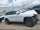 2020 Jeep Grand Cherokee Laredo E 4x2 Белый vin: 1C4RJEAGXLC227731