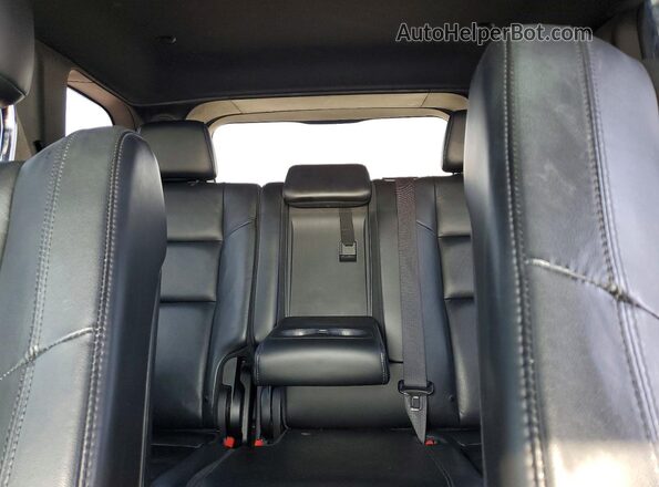 1C4RJEBG0KC584252 2019 JEEP GRAND White Հետևի նստատեղերի տեսք
