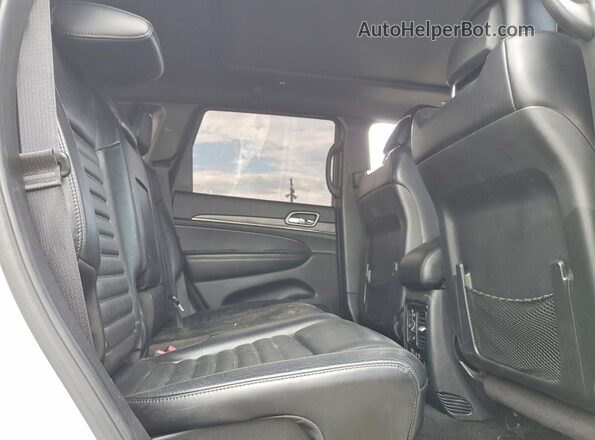 1C4RJEBG9KC752082 2019 JEEP GRAND White Widok wnętrza z tyłu
