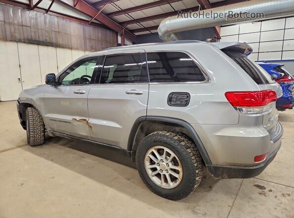 1C4RJFAG2JC156897 2018 JEEP GRAND Серебряный Задняя левая четверть