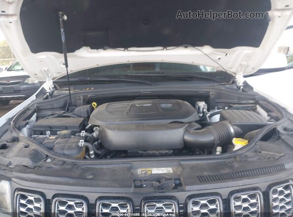 1C4RJFAG3KC590876 2019 JEEP GRAND CHEROKEE Белый Вид сзади