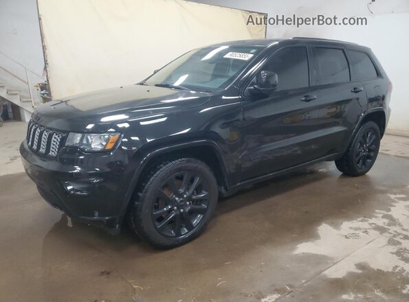 1C4RJFAG4HC721824 2017 JEEP GRAND Черный Передняя левая четверть