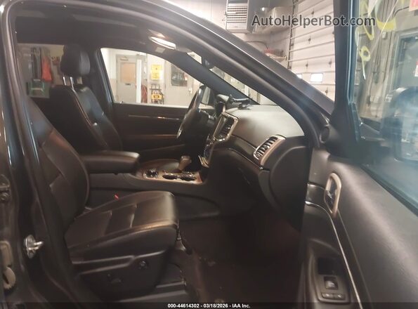 1C4RJFBG7HC924561 2017 JEEP GRAND CHEROKEE Серый Вид салона спереди