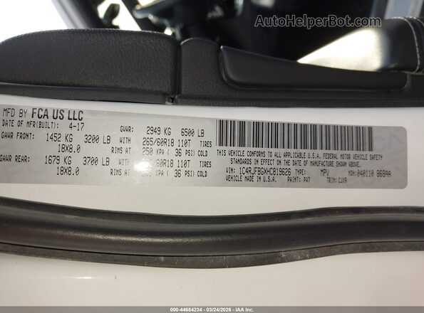 1C4RJFBGXHC819626 2017 JEEP GRAND CHEROKEE Белый Вид подкапотного пространства