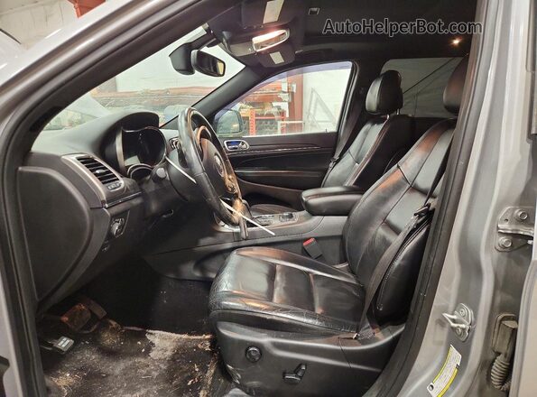 1C4RJFBGXKC750623 2019 JEEP GRAND Серебряный Вид салона спереди