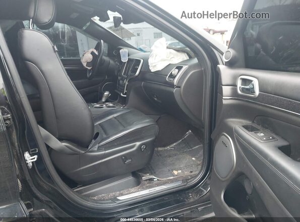 1C4RJFCG3JC326553 2018 JEEP GRAND CHEROKEE Черный Вид салона спереди