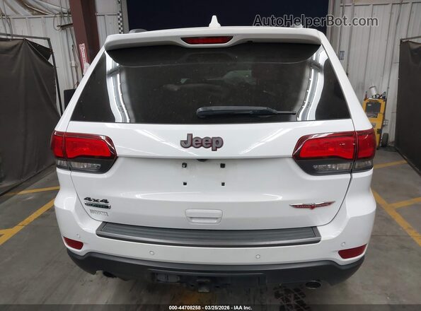 1C4RJFLM9JC507341 2018 JEEP GRAND CHEROKEE White 