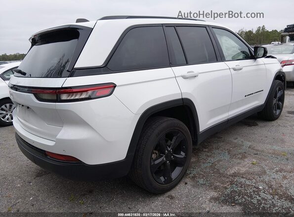 1C4RJGAG8PC648056 2023 JEEP GRAND CHEROKEE Белый Задняя правая четверть