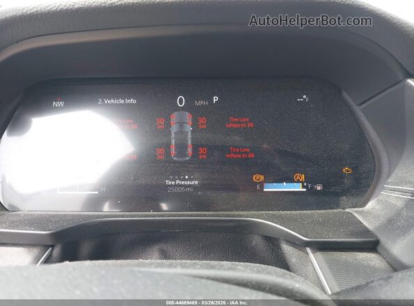 1C4RJHAG3PC567276 2023 JEEP GRAND CHEROKEE Black Widok tylnych siedzeń