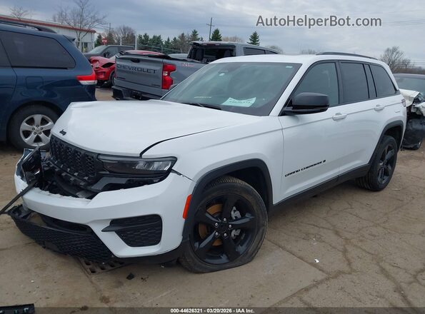 1C4RJHAGXPC609717 2023 JEEP GRAND CHEROKEE Белый Передняя левая четверть